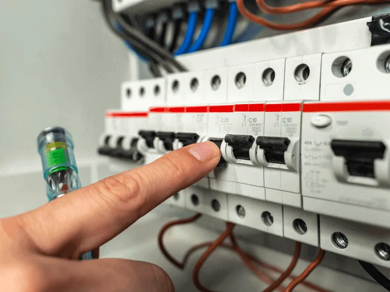 Evde Elektrik Kaçağı Nasıl Anlaşılır ve Önlenir?